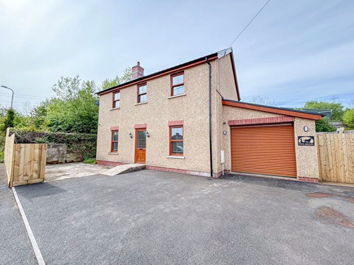 3 Bedroom Detached House For Sale In Waenllapria, Llanelly Hill, NP7