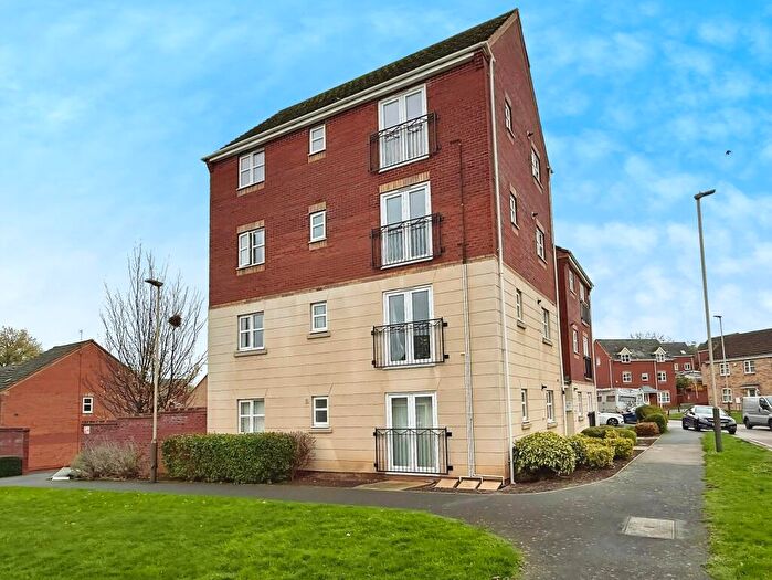 2 Bedroom Flat For Sale In Saxthorpe Road, Hamilton, LE5