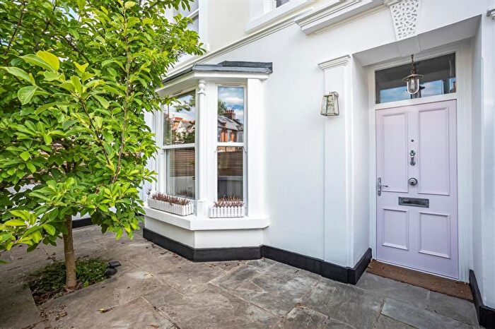 5 Bedroom Terraced House To Rent In White Hart Lane, Barnes, SW13