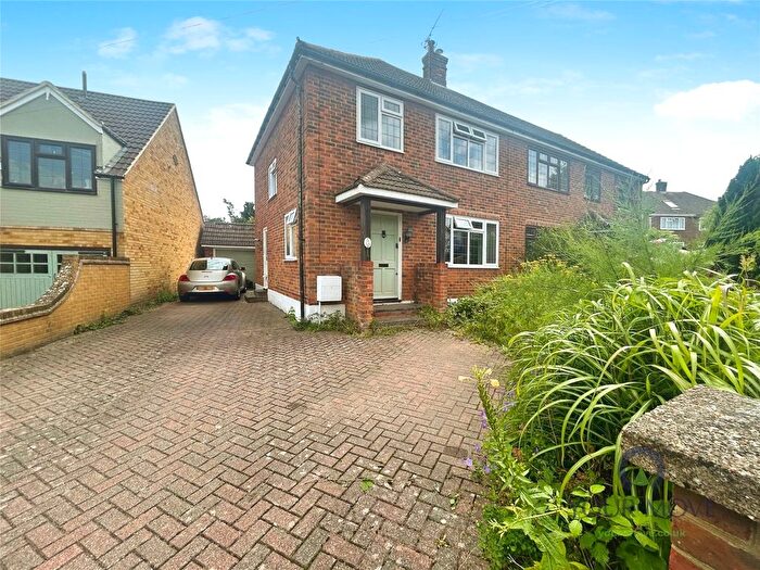 3 Bedroom Semi-Detached House For Sale In South Crescent, Coxheath, Maidstone, Kent, ME17