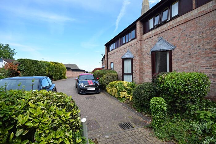 2 Bedroom Property To Rent In Church Mews, York, YO26
