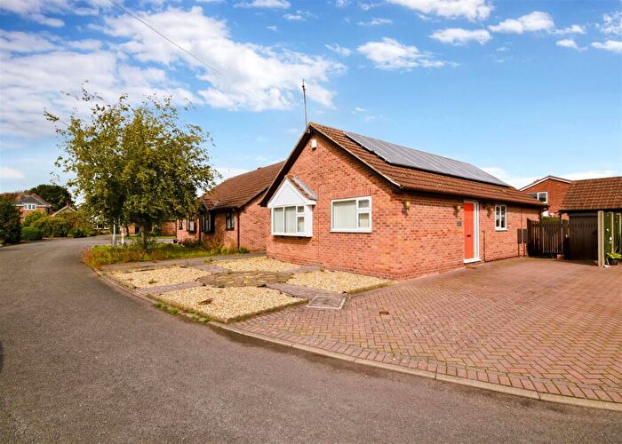 2 Bedroom Detached Bungalow For Sale In Fell Croft, Farndon, Newark, NG24