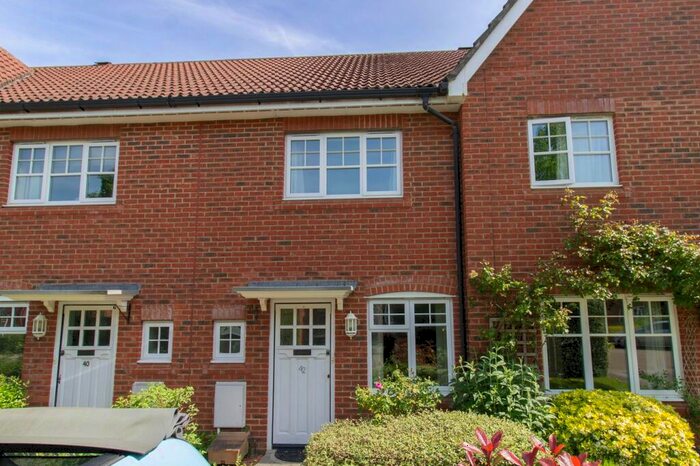 2 Bedroom Terraced House To Rent In Queens Road, North Warnborough, Hook, RG29