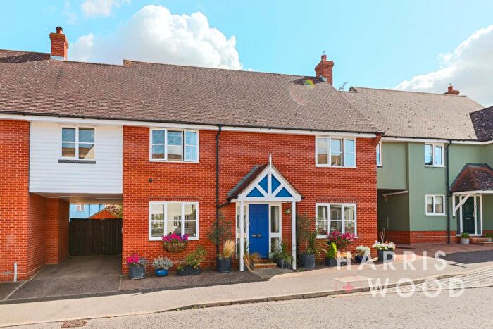 4 Bedroom Link Detached House For Sale In Kiltie Road, Tiptree, Colchester, Essex, CO5