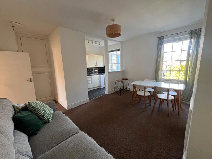 1 Bedroom Flat To Rent In Upper Berkeley Place, Bristol, BS8