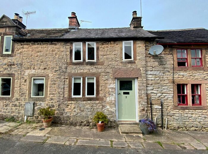 2 Bedroom Terraced House To Rent In Woolleys Yard, Winster, Matlock, DE4