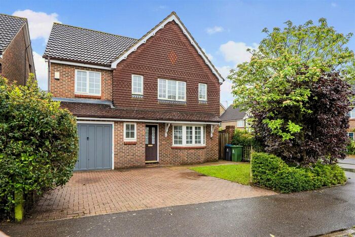 5 Bedroom Detached House To Rent In Northweald Lane, Kingston Upon Thames, KT2