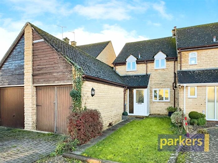 3 Bedroom Semi-Detached House For Sale In Floreys Close, Hailey, Witney, Oxfordshire, OX29