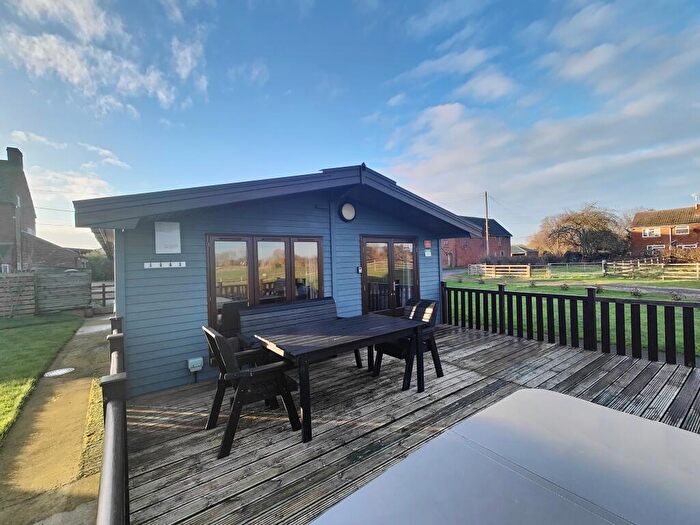 3 Bedroom Chalet To Rent In Brookes Lane, Scropton, Derby, DE65