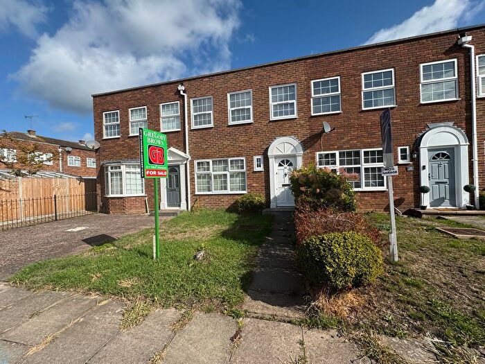 3 Bedroom Terraced House For Sale In Shaftesbury Crescent, Staines-Upon-Thames, TW18
