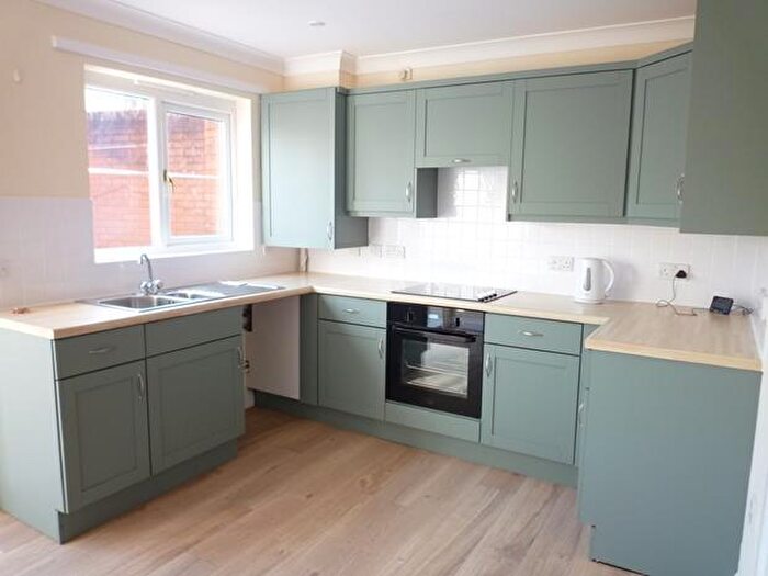2 Bedroom End Of Terrace House To Rent In Woodland View, Holsworthy, EX22