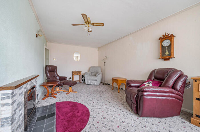 2 Bedroom Detached Bungalow For Sale In Wylye Road, Warminster, BA12