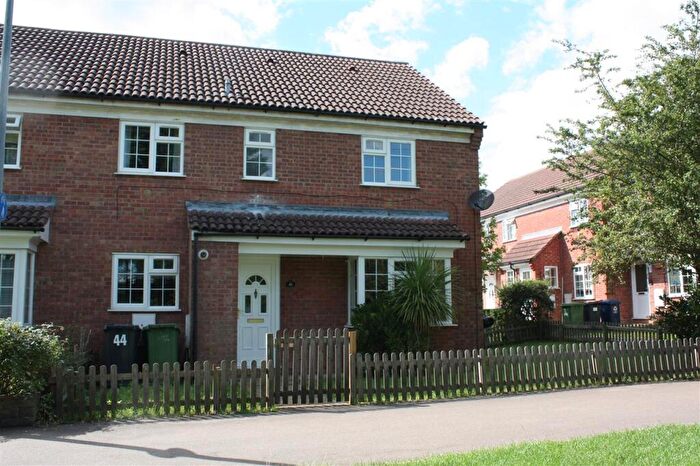2 Bedroom Property To Rent In Heddon Way, St Ives, PE27