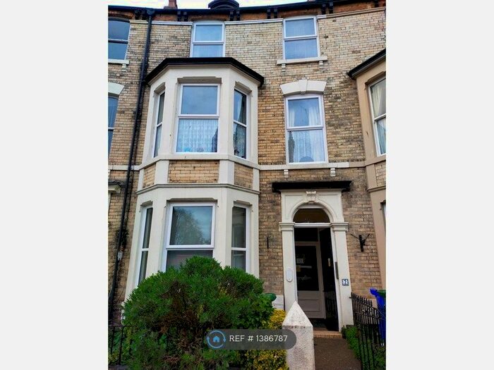 1 Bedroom Flat To Rent In Albion Crescent, Scarborough, YO11
