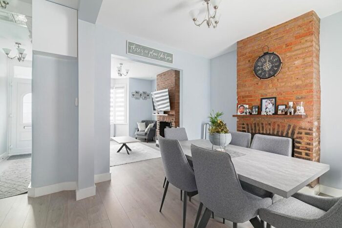 3 Bedroom Terraced House For Sale In Birkbeck Road, London, N17