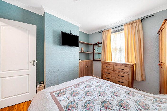 2 Bedroom Terraced House For Sale In Boston Road, Croydon, CR0