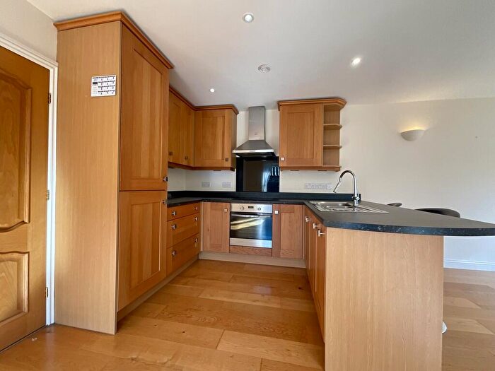 2 Bedroom Detached Bungalow To Rent In High Street, Saxilby, LN1