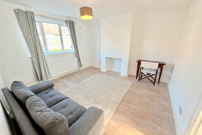 3 Bedroom Detached House To Rent In Sibthorpe Road, Eltham, SE12