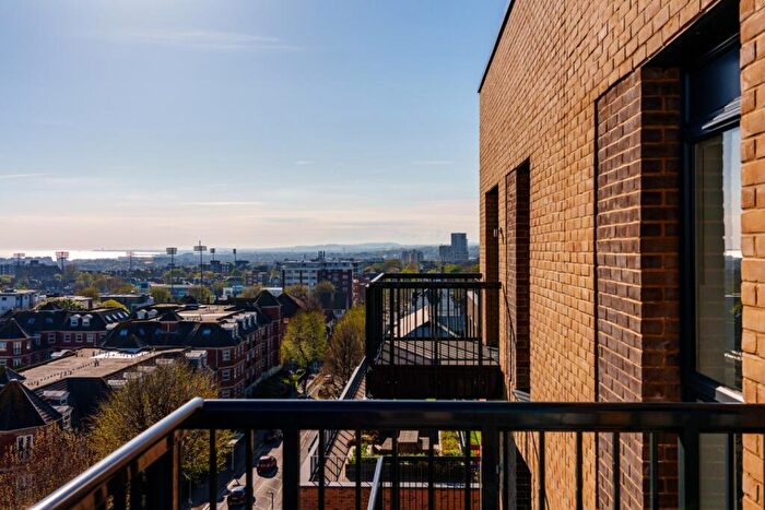 2 Bedroom Apartment For Sale In Gradino Apartments, Davigdor Road, Hove, East Sussex, BN3