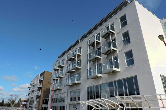 1 Bedroom Flat To Rent In Station View, Guildford, GU1