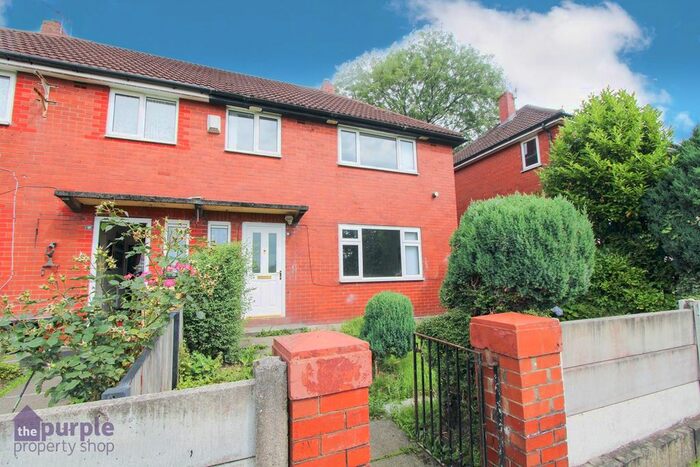 3 Bedroom Semi-Detached House To Rent In Red Lane, Bolton, BL2