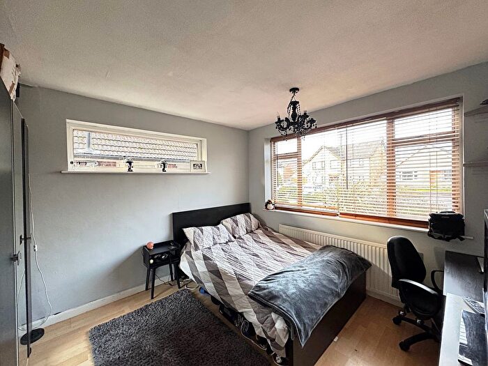 4 Bedroom Detached House For Sale In Glebe Crescent, Kenilworth, CV8