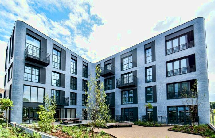 1 Bedroom Apartment To Rent In Turing Way, Cambridge, CB3