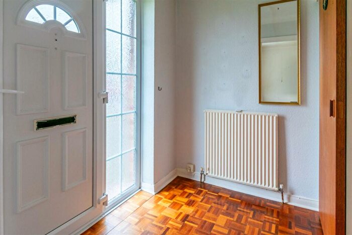 2 Bedroom Detached Bungalow For Sale In Rowan Drive, Keyworth, NG12