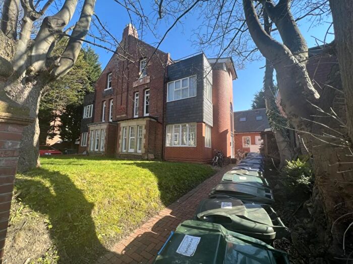 1 Bedroom Flat To Rent In Otterburn Villas South, Newcastle Upon Tyne, NE2