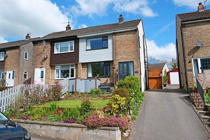 3 Bedroom Semi-Detached House For Sale In Windsor Avenue, Skipton, BD23