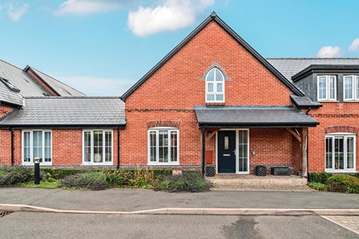 2 Bedroom Retirement Property For Sale In Cowdray Close, Lime Tree Village, Rugby, CV22