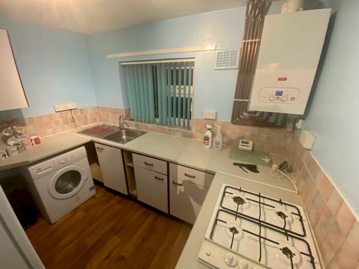 1 Bedroom Flat To Rent In Leverton Green, Clifton, NG11