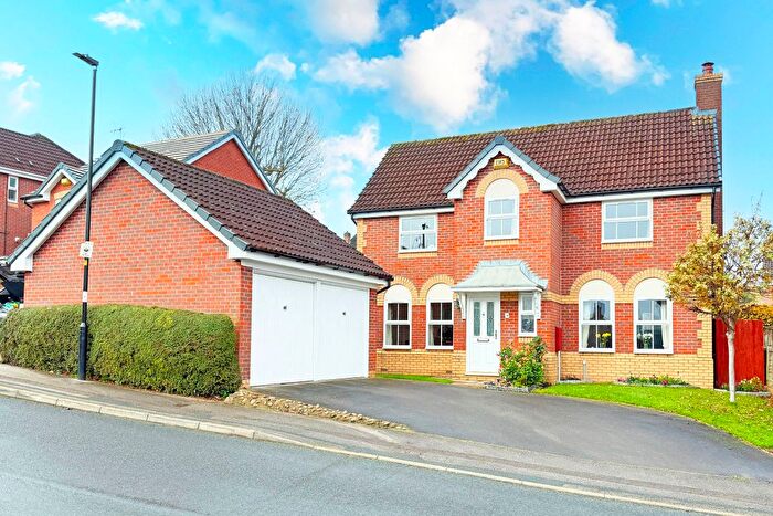 4 Bedroom Detached House For Sale In Rievaulx Avenue, Knaresborough, HG5