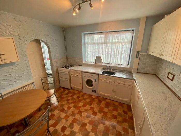 3 Bedroom House To Rent In Stirling Grove, Clifton., NG11