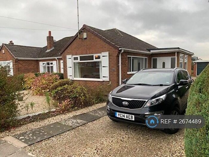 2 Bedroom Bungalow To Rent In Elmete Avenue, Scholes, Leeds, LS15