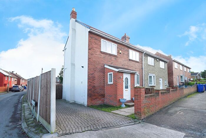 2 Bedroom Semi Detached House For Sale In Fish Dam Lane, Barnsley, S71