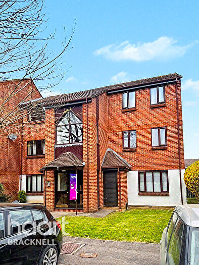 1 Bedroom Apartment For Sale In Kilmington Close, Bracknell, RG12