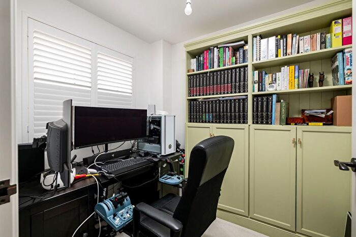 4 Bedroom Detached House For Sale In Clifton, Shefford, SG17