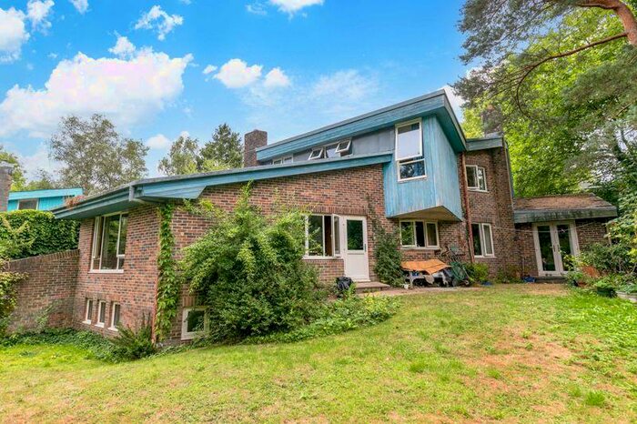 1 Bedroom Flat For Sale In Emerson College, Forest Row, RH18