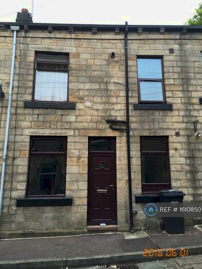 2 Bedroom Terraced House To Rent In Glen View Street, Todmorden, OL14