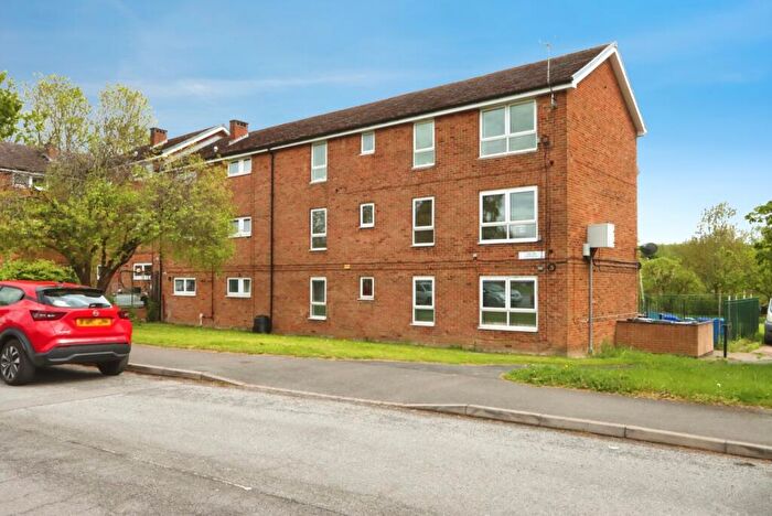 3 Bedroom Flat For Sale In Batemoor Road, Sheffield, South Yorkshire, S8