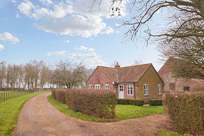 2 Bedroom Detached House To Rent In Kempstone, Litcham, PE32