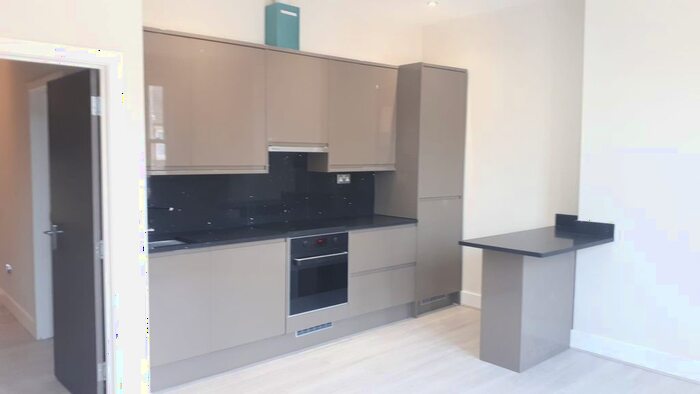 2 Bedroom Maisonette To Rent In Broadway, Bexleyheath, DA6