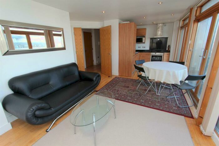 2 Bedroom Flat To Rent In Clarence House, Leeds Dock, LS10