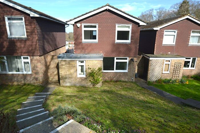 3 Bedroom Detached House To Rent In Bedroom Detached House With Garage, Cleveland, Tunbridge Wells, TN2