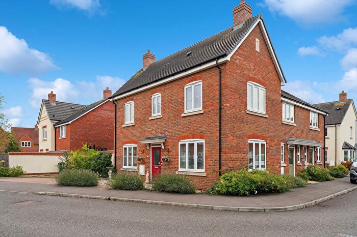 2 Bedroom End Terrace House For Sale In Millway Furlong, Haddenham, Aylesbury, HP17