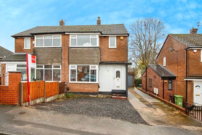 3 Bedroom Semi Detached House For Sale In Woolgreaves Drive, Wakefield, West Yorkshire, WF2