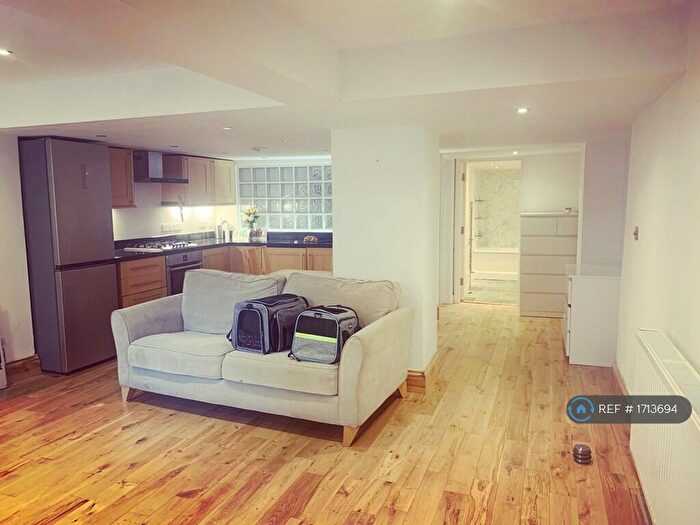 1 Bedroom Flat To Rent In St. Michaels Hill, Bristol, BS2
