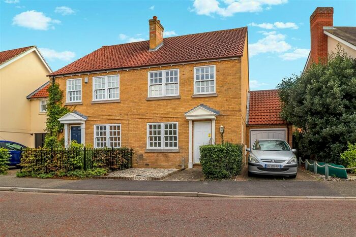 3 Bedroom Semi-Detached House To Rent In Admirals Walk, Lower Wivenhoe, CO7