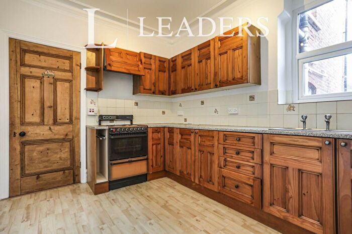 4 Bedroom Flat To Rent In Albert Walk, Felixstowe, IP11